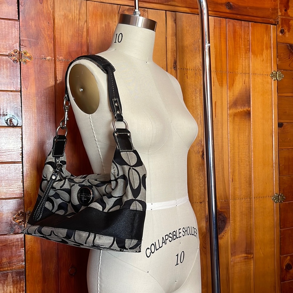Coach shoulder bag